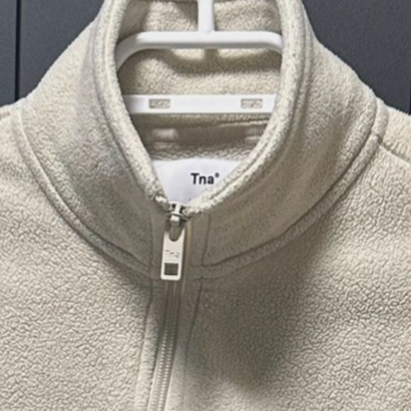 Aritzia Polar Fleece Cropped 1/4 Zip - Beige, Size Small - Picture 2 of 2